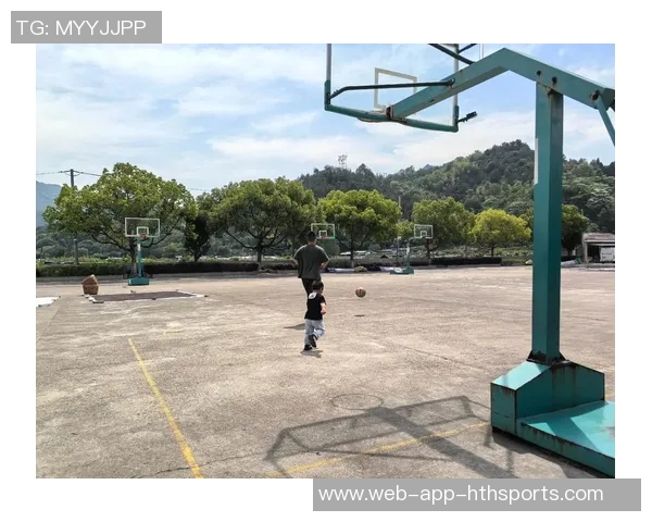 弗拉格分享与兄长共聚时光感受篮球带来的快乐与团结