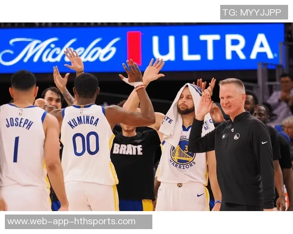 追梦精神:库明加以微笑迎接挑战展现团队合作的真谛 追梦精神:库明加以微笑迎接挑战展现团队合作的真谛