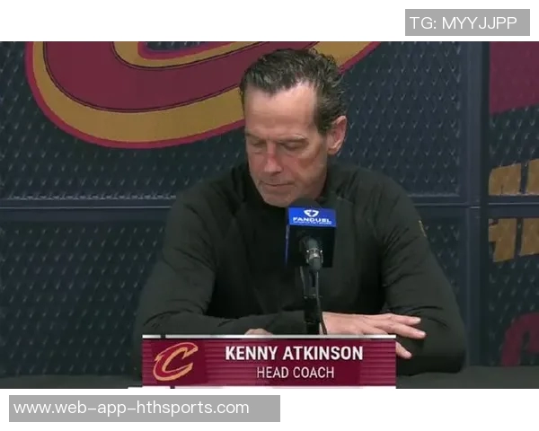 阿特金森强调后卫需多传球给内线莫布里出手次数仅为9次